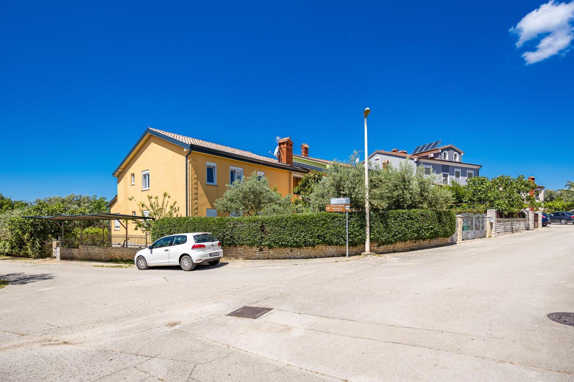 Apartment Nenad - Amazing Sea View ! Only 500 Meters From The Beach ! Fažana Exteriör bild